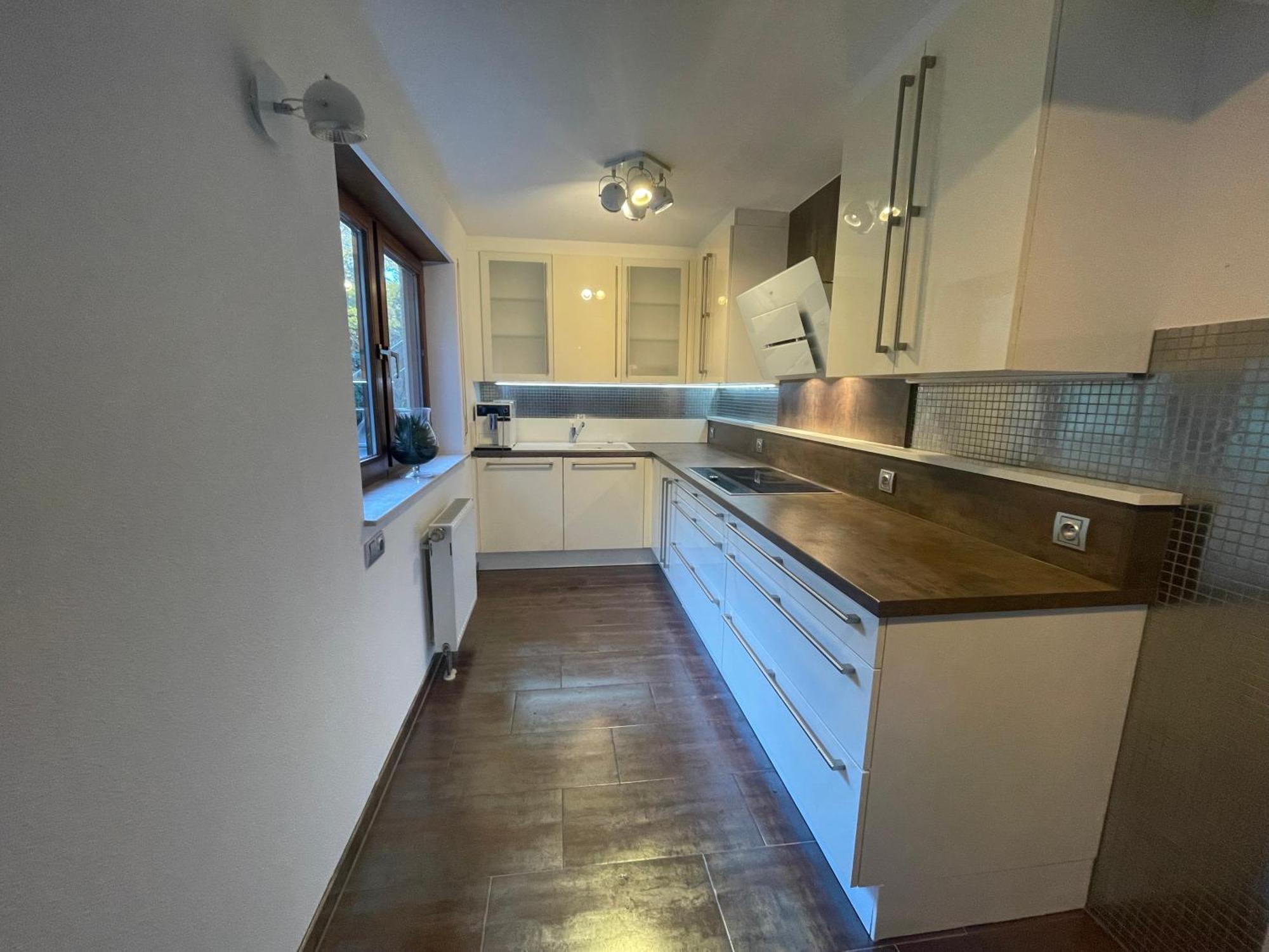Wunderschoenes 2 Zimmer Apartment Zentrum Goldstadt Pforzheim Bagian luar foto