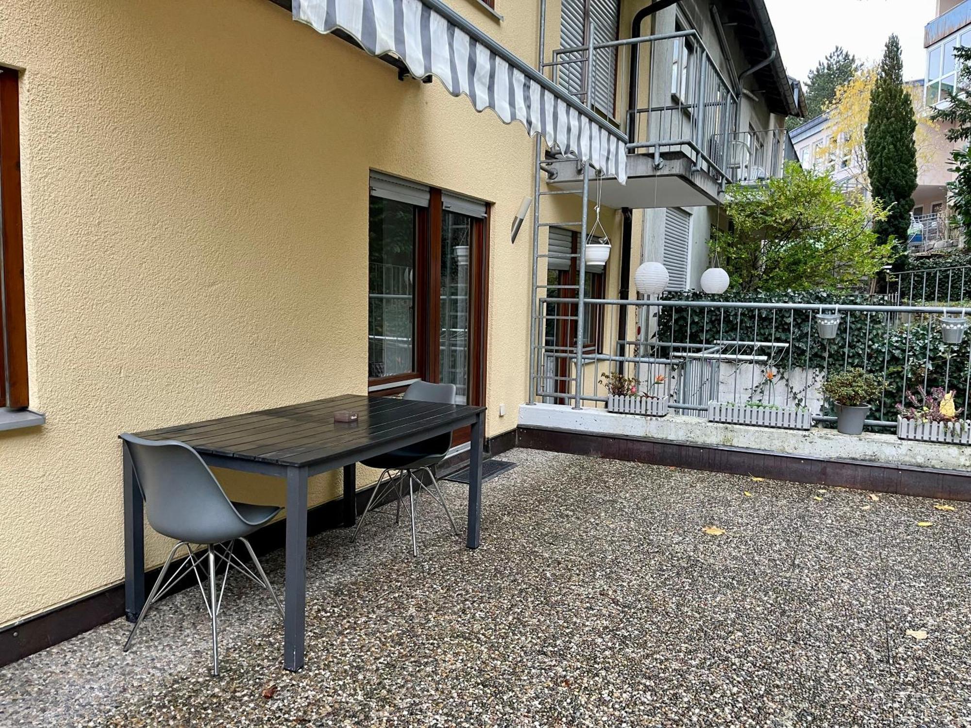 Wunderschoenes 2 Zimmer Apartment Zentrum Goldstadt Pforzheim Bagian luar foto